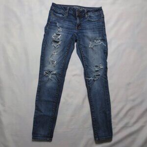 AMERICAN EAGLE womens JEANS jegging DENIM blue DISTRESSED super stretch SIZE 2